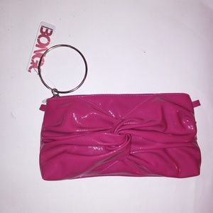 Bongo Wristlet‎